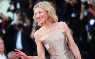 cate-balnchett-2-venezia-red-carpet-gioielli-getty - 1