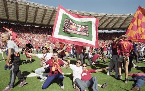 GAZETTE DELLO SPORT 25 Juin 2001 Scudetto Roma Fête Cirque Maximum