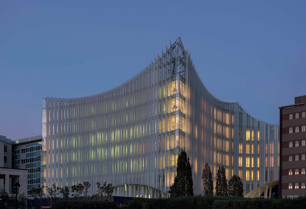 San_Raffaele_Hospital._Photo_Duccio_Malagamba_©_Mario_Cucinella_Architects.jpg