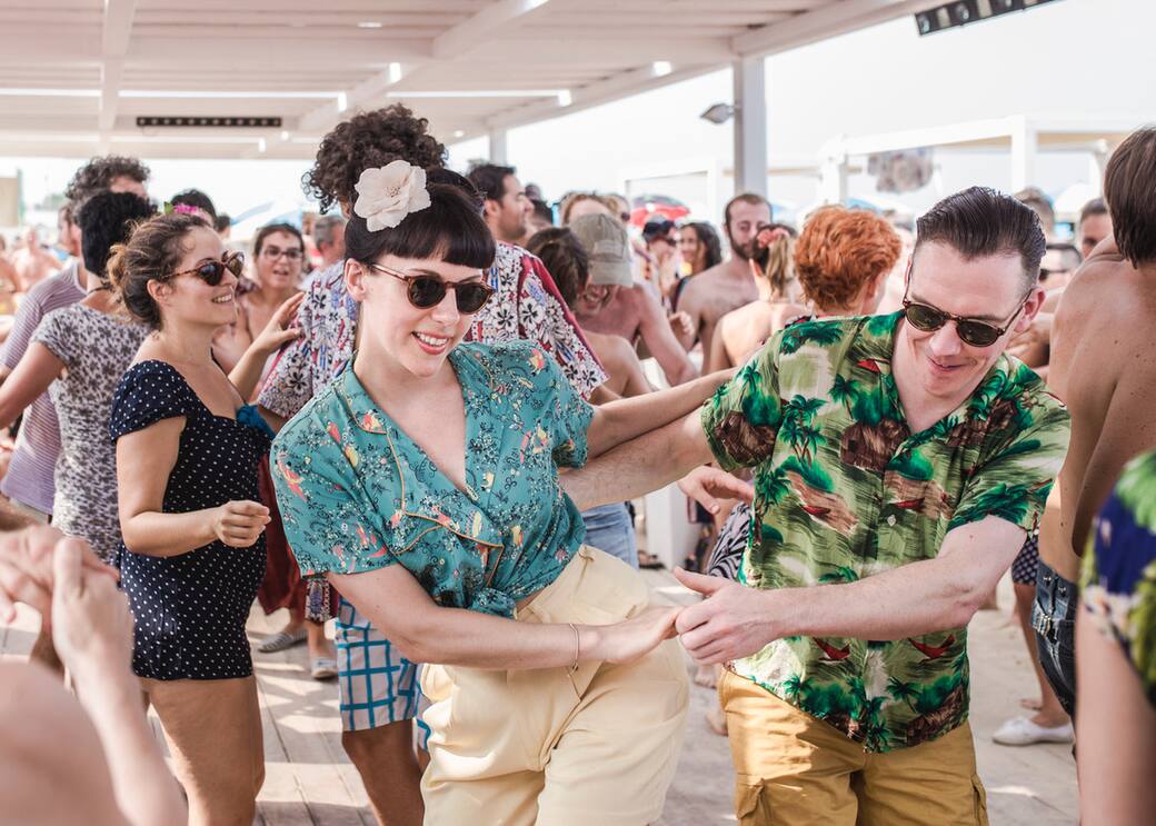 Ph_Guido_Calamosca_Summer_Jamboree_balli_in_spiaggia.jpeg.jpg