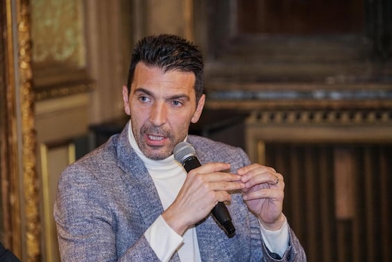 Calcio, Buffon nuovo capo delegazione della Nazionale dopo il ritiro | Sky TG24