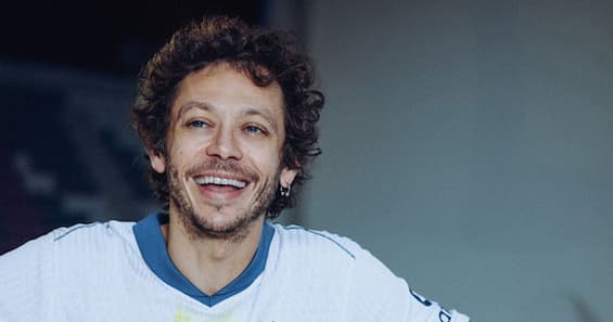 L'hai vista la maglia dell'Inter dedicata a Valentino Rossi?