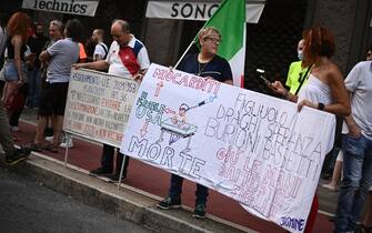 Manifestazione contro il green pass a Torino