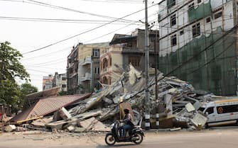 Distruzione a Mandalay a causa del terremoto