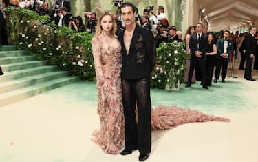 NEW YORK, NEW YORK - MAY 06: (L-R) Dove Cameron and Damiano David attend The 2024 Met Gala Celebrating "Sleeping Beauties: Reawakening Fashion" at The Metropolitan Museum of Art on May 06, 2024 in New York City. (Photo by Dia Dipasupil/Getty Images)