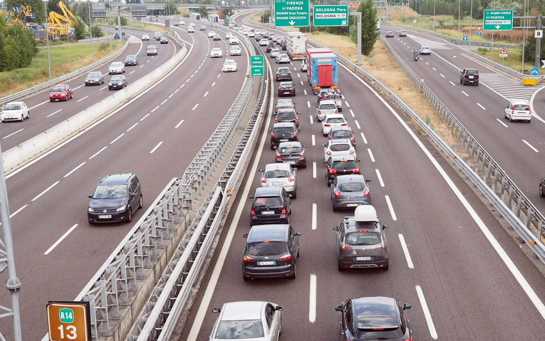 Controesodo, Serpentone Di Auto Per 28 Chilometri Sull'A10