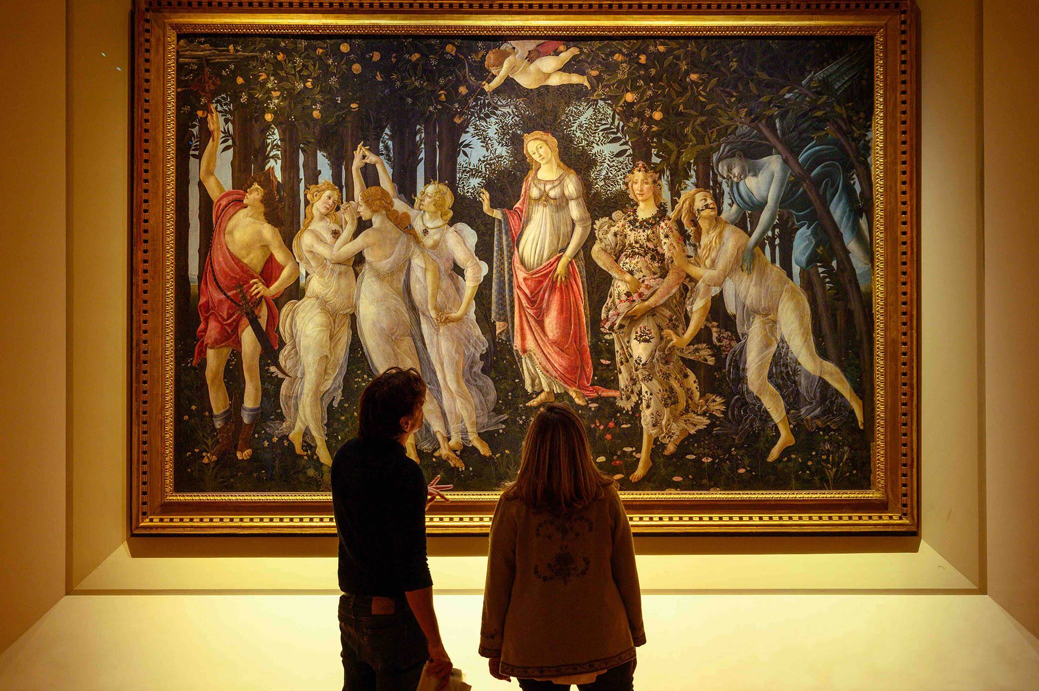 Il_regista_Marco_Pianigiani_e_l_autrice_Francesca_Priori._Backstage_Uffizi_©_Sky-Federica_Belli.jpg