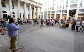 Una manifestazione contro il green pass a Milano