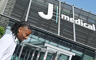 New Juventus player  Khephren Thuram arrives at the J Medical to undergo medical examinations in Turin, Italy, 09 July 2024.  ANSA/ ALESSANDRO DI MARCO