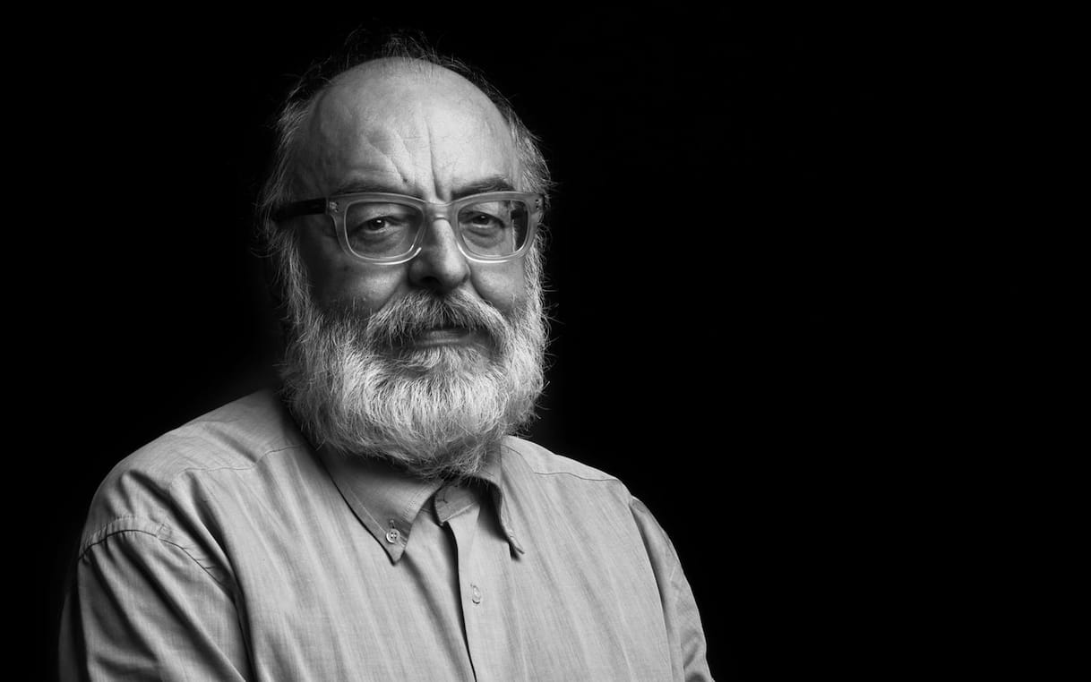 Milano, morto il fotografo Maurizio Rebuzzini. Ipotesi omicidio: aveva segni sul collo Milano, morto il fotografo Maurizio Rebuzzini. Ipotesi omicidio: aveva segni sul collo