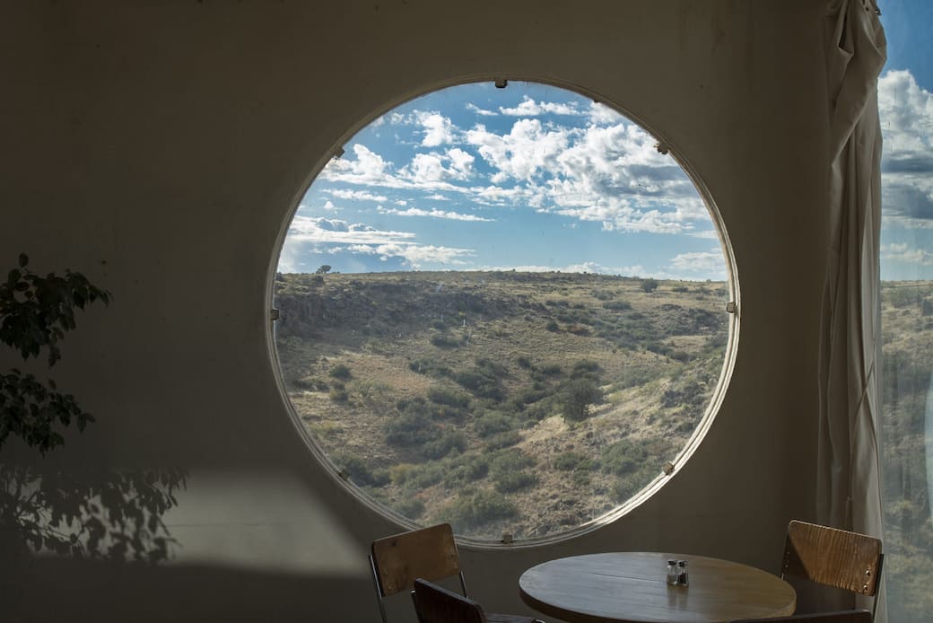 ASKTHESAND_Arcosanti_interni_2.jpg