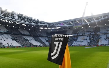 The new Juventus' logo shown during the Italian Serie A soccer match Juventus FC vs SS Lazio at Juventus Stadium in Turin, Italy, 22 January 2017 ANSA/ ALESSANDRO DI MARCO