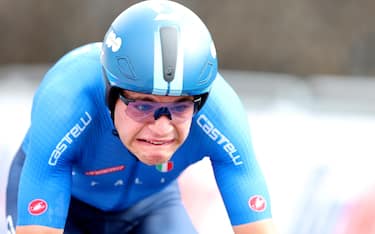 epa10791917 Lorenzo Milesi of Italy competes in the Men Under 23 Individual Time Trial at the UCI Cycling World Championships 2023 in Glasgow, Britain, 09 August 2023.  EPA/ROBERT PERRY