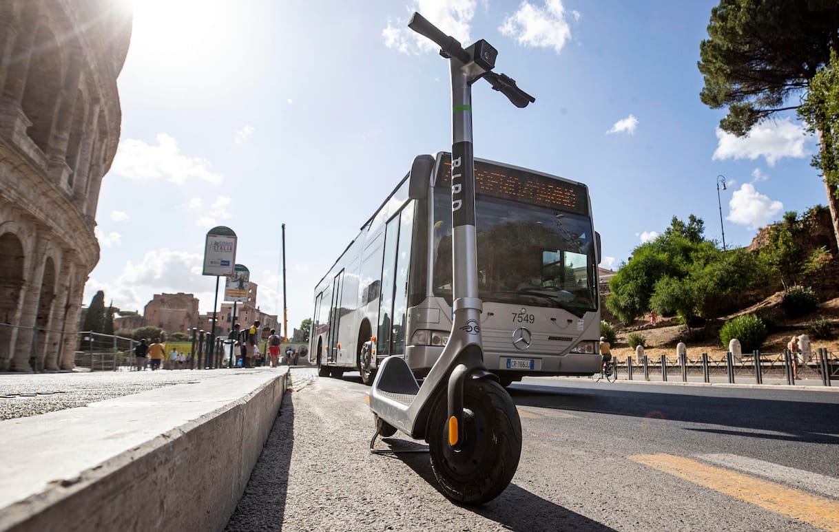 monopattini e guida in stato di ebbrezza multe e rischio arresto sentenza cassazione