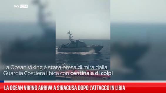 La Ocean Viking arriva a Siracusa dopo l La Ocean Viking arriva a Siracusa dopo l