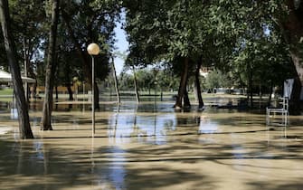 strada allagata dopo l'alluvione in Emilia Romagna