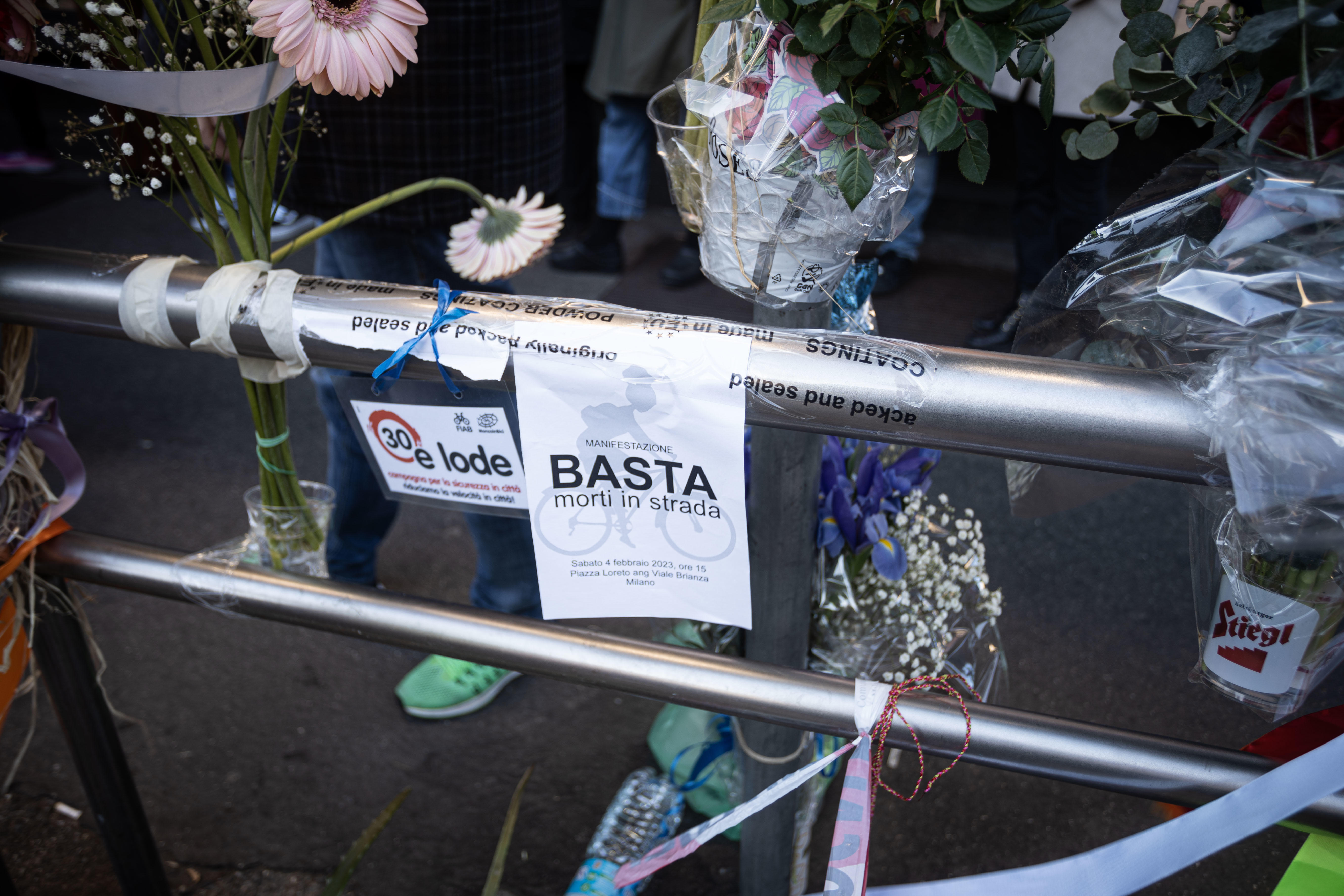 MILANO - P.le Loreto ore 15:00 Manifestazione "basta morti in strada" per la sicurezza di ciclisti nelle strade di Milano (Milano - 2023-02-04, Stefano De Grandis) p.s. la foto e' utilizzabile nel rispetto del contesto in cui e' stata scattata, e senza intento diffamatorio del decoro delle persone rappresentate