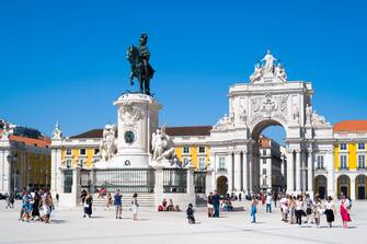 LISBON, PORTUGAL: Tourists photographing bronze statue of Jose I on horseback - Portugal's king in Praca do Comercio -Terreiro do PaÃ§o, in Lisbon, Portugal.  (Photo by Tim Graham/Getty Images)