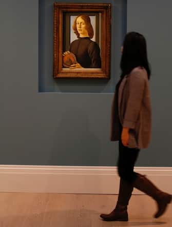 New York, asta storica da Sotheby's, In vendita un ritratto attribuito a Botticelli " Ritratto di giovane con medaglione"
