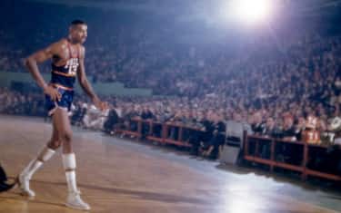 WILT CHAMBERLAIN (PHILADELPHIA 76ERS)