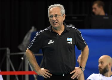Argentinian's coach Velasco Julio reacts during the FIVB Men's World Championship First Round Pool A match between Belgium and Argentina at the Mandela Forum in Florence, Italy, 12 September 2018.
ANSA/CLAUDIO GIOVANNINI