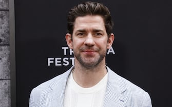 04-john-krasinski-sexiest-man-alive-2024-people-ipa - 1