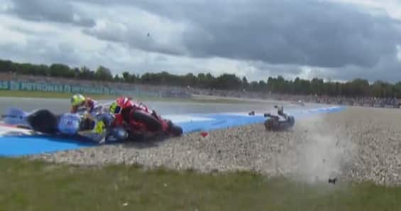 https://static.sky.it/editorialimages/121a2e750f43fba53ea063e101e3caefc7bcf5f9/skysport/it/motori/motogp/video/2025/06/29/aldeguer-mir-caduta-gp-assen-olanda/og_screen_mir_alde_2.jpg?im=Resize,width=565