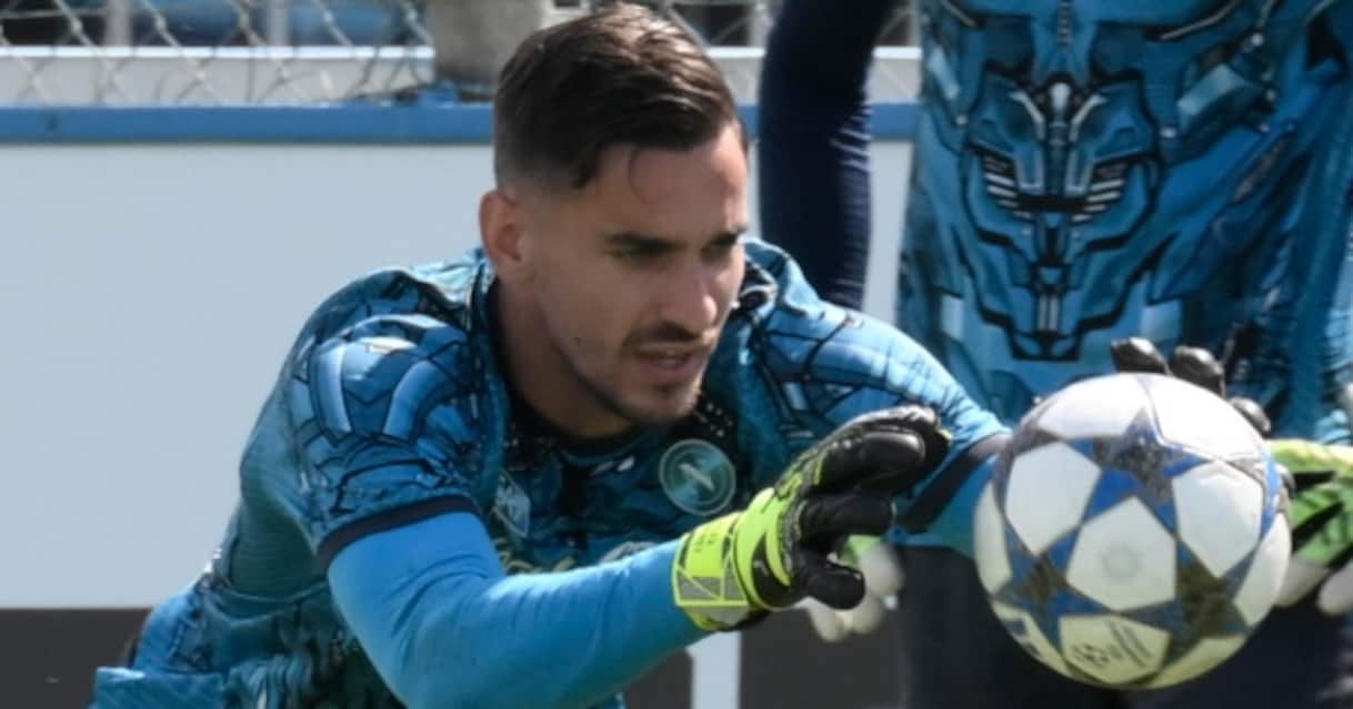 https://static.sky.it/editorialimages/12568c2464746f0b2df9f654e30b8579251a59e8/skysport/it/calcio/champions-league/video/2025/09/17/napoli-news-formazione-manchester-city-1036598/meret_ansa_og.jpg?im=Resize,width=1218
