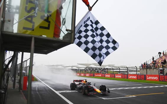 Verstappen after Sprint qualifying in China 2024: ‘It was like driving on ice’