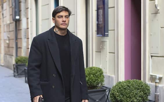 denunciato per stalking resta senza braccialetto elettronico anche il deejay basciano