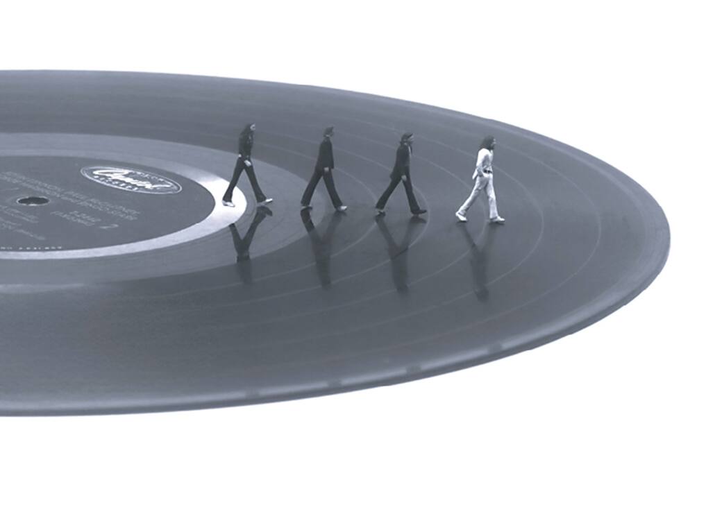 Un dettaglio della copertina di “Wave Zero. L’archivio segreto dei Beatles”