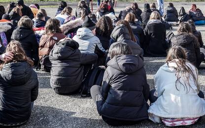 Gite scolastiche, aumentano costi: metà alunni costretti a rinunciare