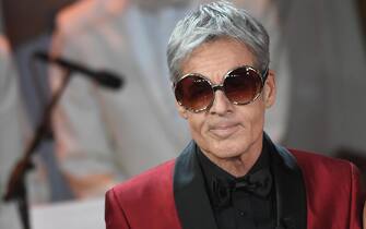 Italian singer and Sanremo Festival artistic director Claudio Baglioni on stage during the 68th Sanremo Italian Song Festival at the Ariston theatre in Sanremo, Italy, 10 February 2018. The 68th edition of the television song contest runs from 06 to 10 February.   ANSA/CLAUDIO ONORATI