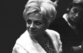 NEW YORK, NY - JANUARY 12:  Actress Sandra Milo at the Opera on January 12,1966 in New York, New York. (Photo by Santi Visalli/Getty Images)