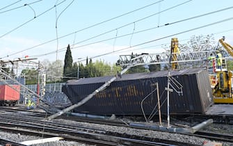 treno merci deragliato firenze