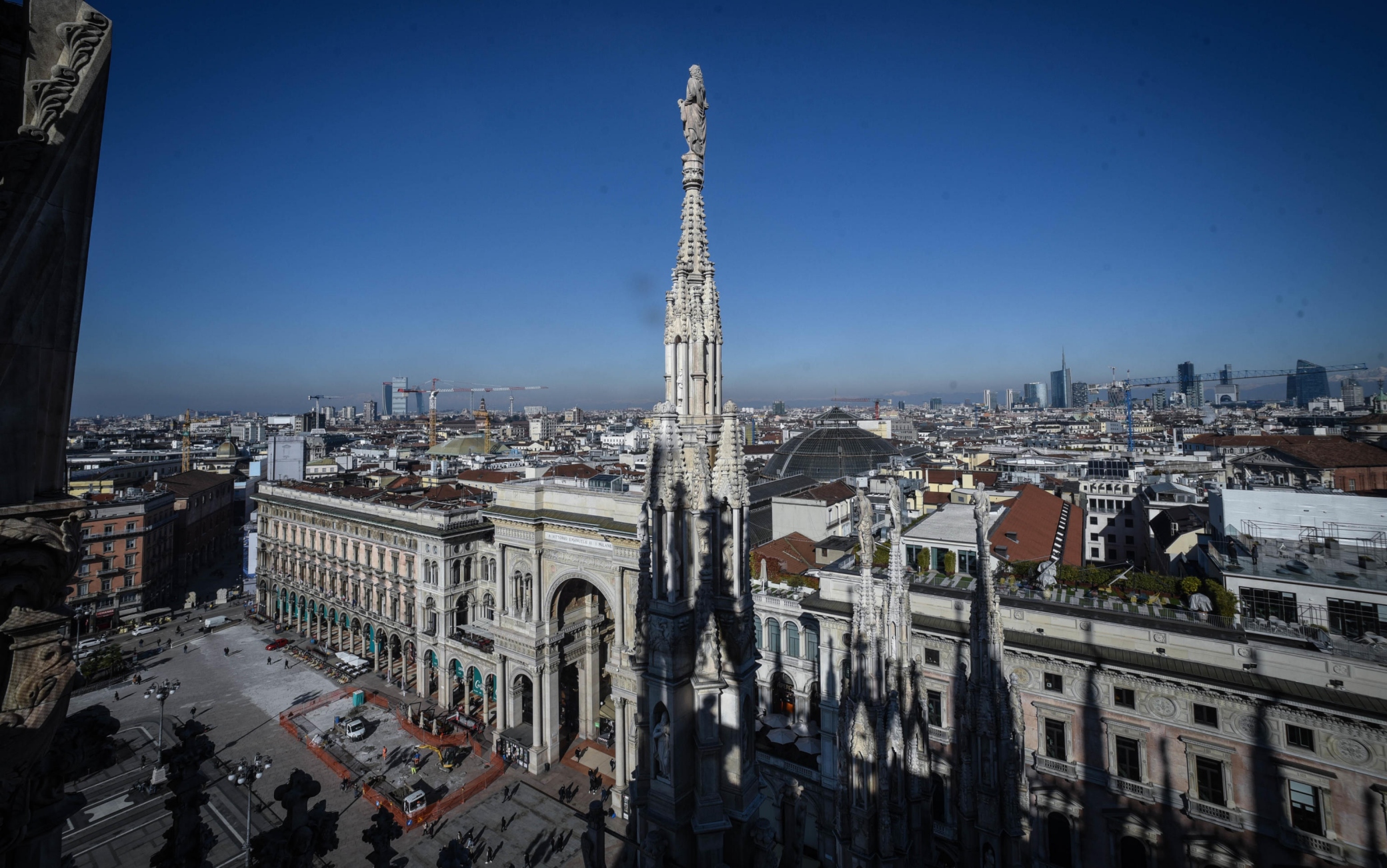 Vedute dalla terrazza del Duomo