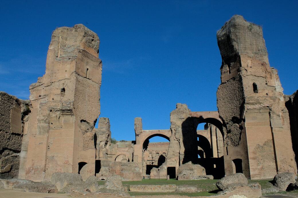 Terme_di_Caracalla._Foto_di_Giulio_Gabrieli_su_Unsplash.jpg