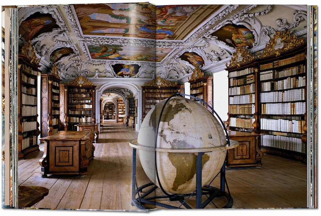 listri_libraries_40_int_open001_026_027_40772_2305091527_id_1425672.jpg