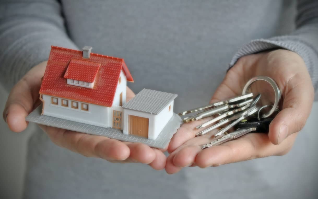 Affitti, due rate non pagate e parte lo sfratto: la proposta di legge di Fratelli d