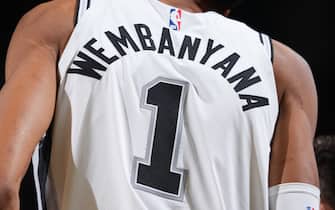 SAN FRANCISCO, CA - NOVEMBER 24: Close up of Victor Wembanyama #1 of the San Antonio Spurs jersey during the In-Season Tournament against the Golden State Warriors on November 24, 2023 at Chase Center in San Francisco, California. NOTE TO USER: User expressly acknowledges and agrees that, by downloading and or using this photograph, user is consenting to the terms and conditions of Getty Images License Agreement. Mandatory Copyright Notice: Copyright 2023 NBAE (Photo by Garrett Ellwood/NBAE via Getty Images)