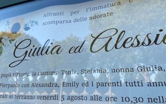 L'epigrafe di Giulia e Alessia Pisanu