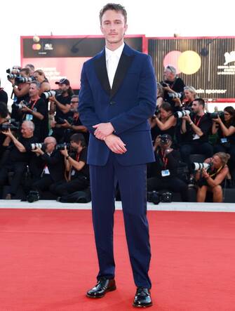 20-Drew-Starkey-venezia-red-carpet-getty - 1