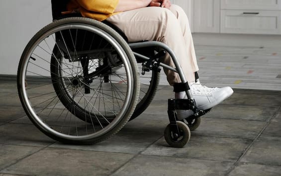 Lodi, uccide moglie disabile poi tenta di togliersi la vita Lodi, uccide moglie disabile poi tenta di togliersi la vita