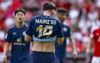 epa10809980 Mainz’s Anthony Caci reacts during the German Bundesliga soccer match between Union Berlin and Mainz 05 in Berlin, Germany, 20 August 2023.  EPA/HANNIBAL HANSCHKE CONDITIONS - ATTENTION: The DFL regulations prohibit any use of photographs as image sequences and/or quasi-video.