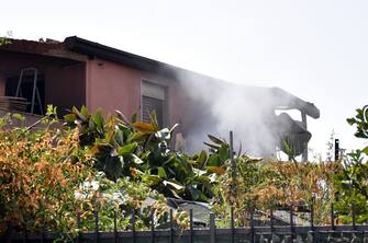 Casa colpita da un incendio