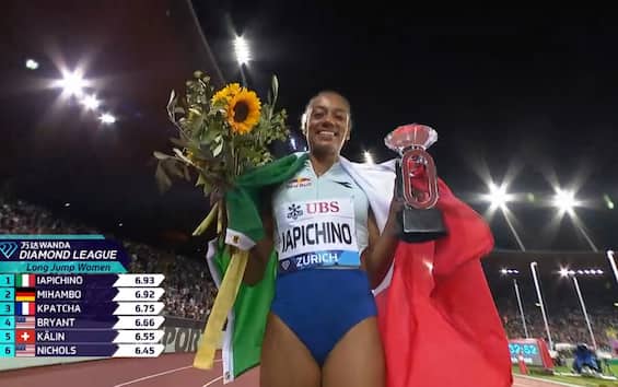 https://static.sky.it/editorialimages/182028858df787a5ebc20d49dc59ffdac3a9cdd8/skysport/it/altri-sport/atletica/video/2025/08/28/iachipino-diamond-league-atletica-news-1032075/iachipino_atletica_screen.jpg?im=Resize,width=565
