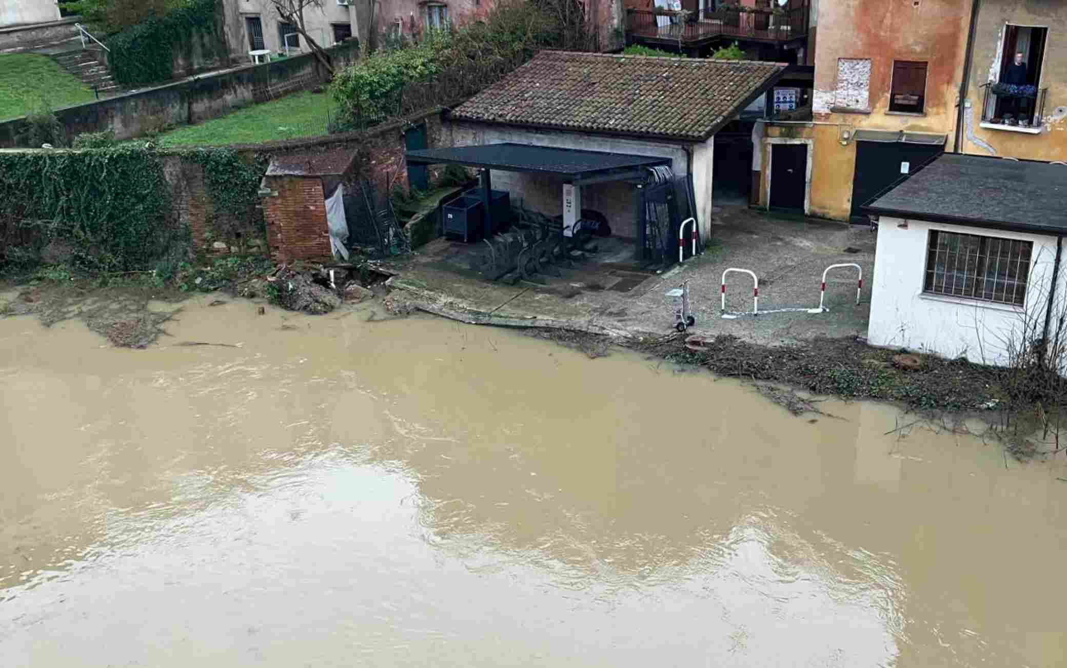 Maltempo Sull’Italia | News Allerta Rossa In Veneto Frane In Liguria LIVE