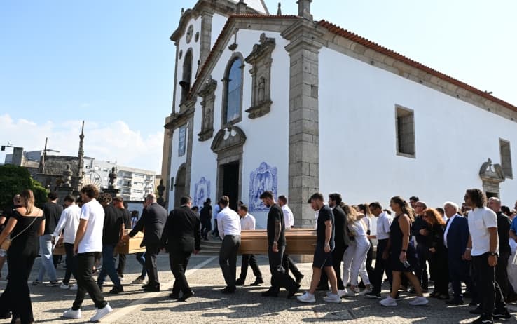 Diogo Jota funerali bara