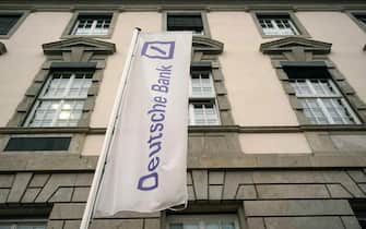 La differenza tra Deutsche Bank e Credit Suisse