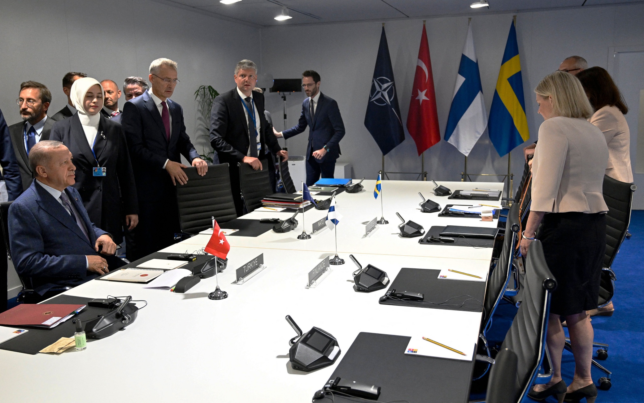 Il vertice a Madrid fra Turchia, Svezia e Finlandia